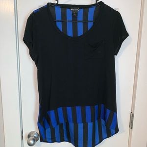 Long top that’s perfect to wear with leggings!